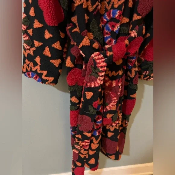 FARM Rio Womens Jungle Snake Fruit Black Apple size medium oversized coat - Picture 7 of 10